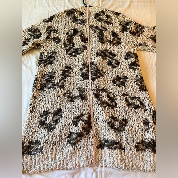 Bobeau Women’s Open Cardigan Sweater Ivory with Animal Print Size M Medium NWT - Picture 6 of 7